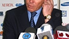 Суркис се надява Блохин да се остриже