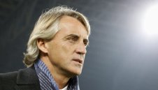 Интер предлага нов договор на Манчини