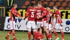 Цирк на "Армията": Манолев взриви пореден скандал в ЦСКА