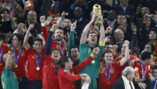 Испанците шампиони едва с 8 гола