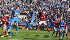 Левски не впечатлява, ЦСКА няма лидер