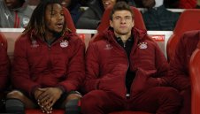 Мюлер заплаши: Ще прекратя кариерата си! Това е цирк!