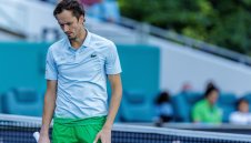 Медведев се закани: Ще спечеля трите Мастърса и Ролан Гарос!