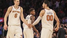 Висок латвиец пише история в Никс