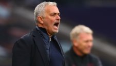 Моуриньо изчетка Лудогорец: Шампиони, шампиони, шампиони...