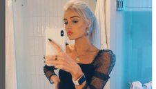 Тенисист се фука с уникална манекенка + СНИМКИ