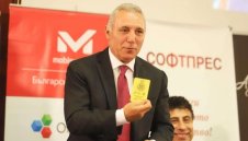 Гибона и Багата отиват на крака при Стоичков в Чикаго