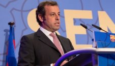 Росел очаква още един или двама нови на "Камп Ноу"