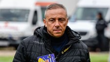 Черно море се раздели с двама