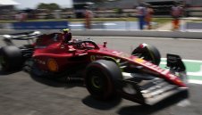 Ферари отново над всички в жегата във Франция