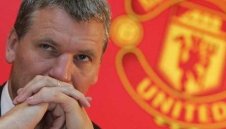 Дейвид Гил: Фактът, че запазихме Руни, е страхотно постижение за клуба