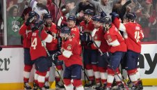 Пак с внезапна смърт! Пантерите се върнаха в битката за Купа Стенли