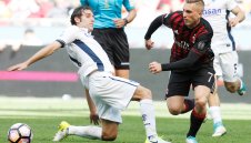 Милан трепери за Европа, отърва кожата с късен гол от засада в Бергамо + ВИДЕО