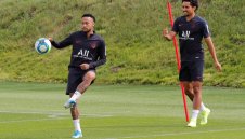 Сагата няма край! От Мадрид пратиха човек в Париж за Неймар