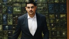 Министър Василев изригна срещу старата власт, говори за Левски и ЦСКА