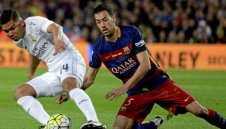 Барса се нуждае от звездно попълнение, за да се конкурира с Реал