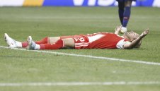 Атомна атака в Байерн: Хари Кейн хвали Луис Дуис