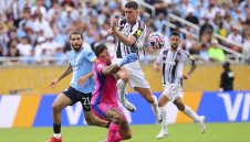 Как ненужният Душко блокира покупките на Юве