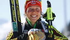Лаура Далмайер с безпрецедентно постижение в биатлона 