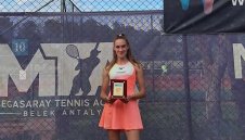 Глушкова падна лошо от румънка