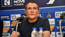 Удар по Васил Божков: Парламентът прие промените в Закона за хазарта. Какво следва?