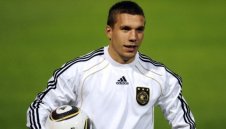 Подолски: Сега ще си върнем на Испания