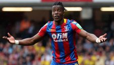 Уилфред Заха бесен на Палас