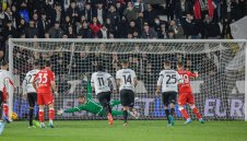 Фиорентина спря супер серията на Специя