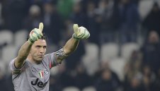 Буфон: Шапки долу пред Алегри