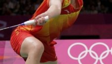 Ли спечели китайския финал по бадминтон