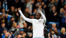 Яя Туре отказа оферти от Китай, предпочита Англия