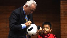 Стоичков изненада Десподов