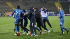 Великденско чудо: Пари в Левски 