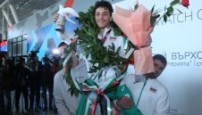 Чакаме злато! Назарян и Милов ще спорят за титлите в Будапеща