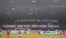 Сезонът в Германия без фенове до края на годината? 