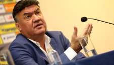 Отказаха да впишат Боби Михайлов като президент на БФС