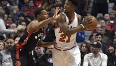 Джими Бътлър пак герой за Чикаго