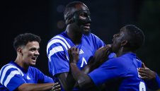 "Батман" в Левски "лети" на максимална скорост