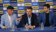 БФС бие шута на Кръстаич, Илия Груев става национален селекционер