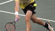 Джон Иснър е последният полуфиналист в Париж