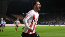 Късен гол даде шанс на Съндърланд за връщане в Чемпиъншип