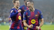 Гръм! Левандовски подсилва италиански колос без пари?