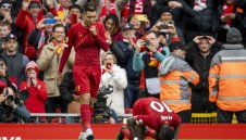 Ливърпул се върна на победния път, но потрепери срещу "черешките"