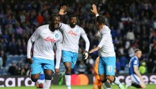 Наполи наби Рейнджърс като гост