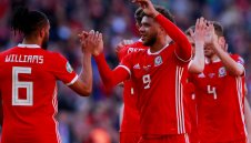 Уелс сломи Словакия от 20 метра