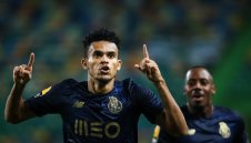 Колумбийски "дракон" ще връща пламъка на Барса