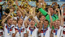 Германия се цели в "Петата"