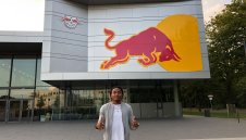 ОФИЦИАЛНО: Халф на ПСЖ подсили РБ Лайпциг