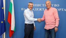 Сираков проведе разговор с министър Илиев