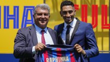 Рафиня расте с фантастичните истории на Роналдиньо